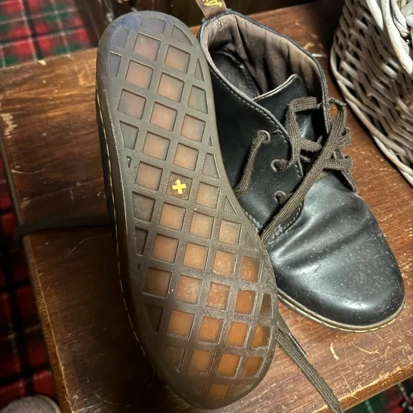 Dr. Martens Black Chukka Boots - Picture 4 of 5